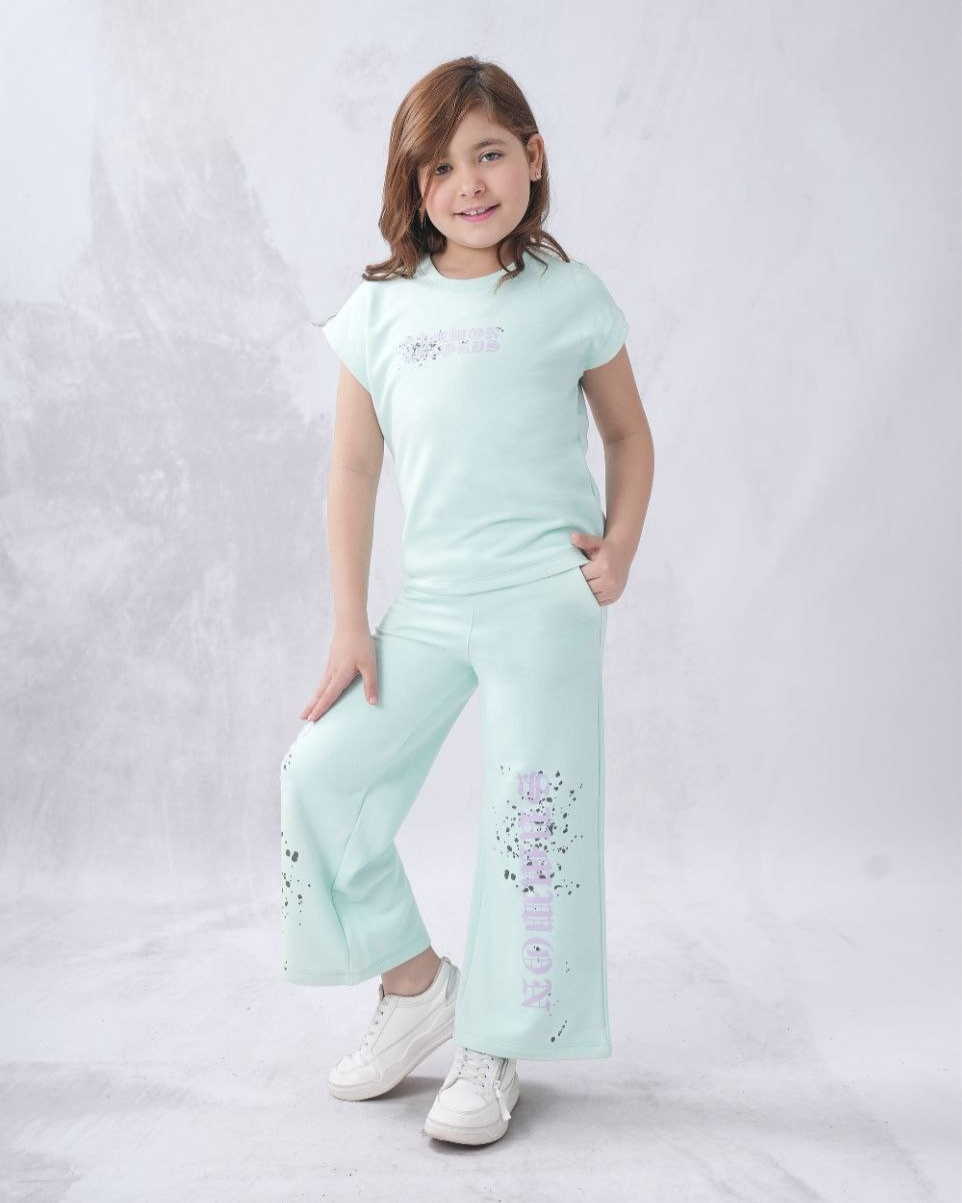 Two Pcs Girls Cotton Pajamas Set